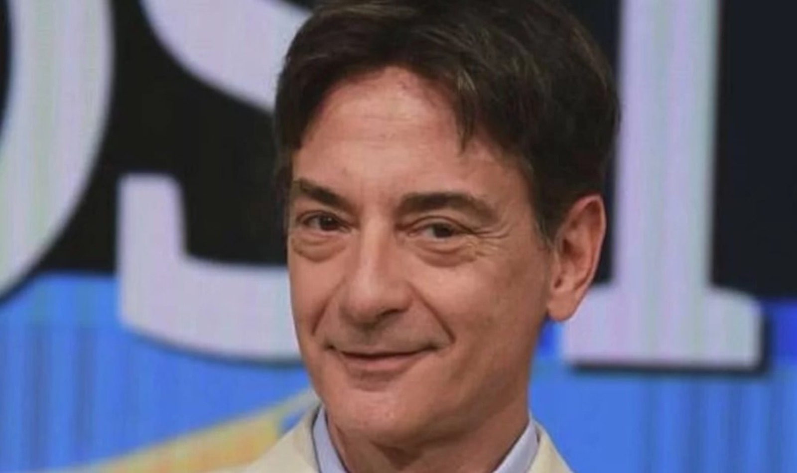 Oroscopo Paolo Fox dicembre 2024: previsioni segno per segno su amore e lavoro!