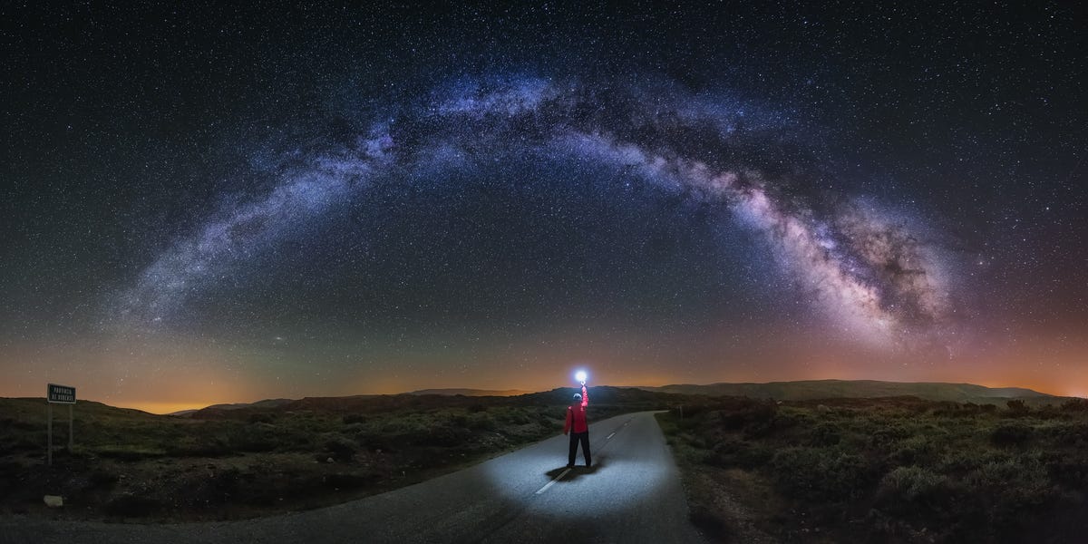 Ecco il tour virtuale delle 100.000 stelle più vicine: esplora lo spazio!