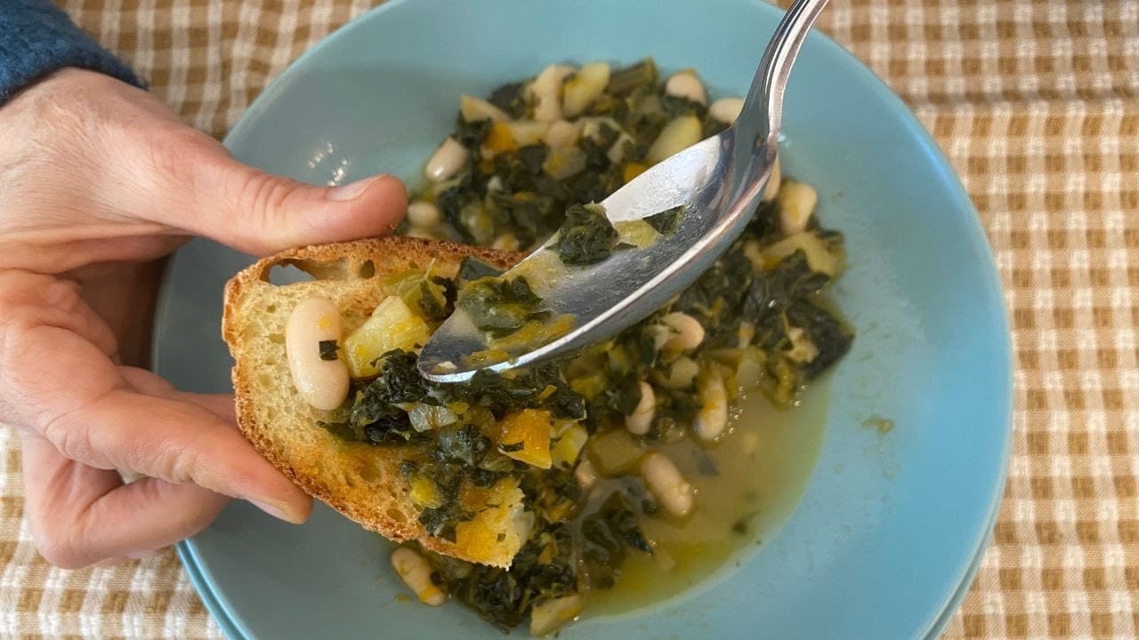 La zuppa che rafforza le difese immunitarie: perfetta per autunno e inverno, solo 380 Kcal!