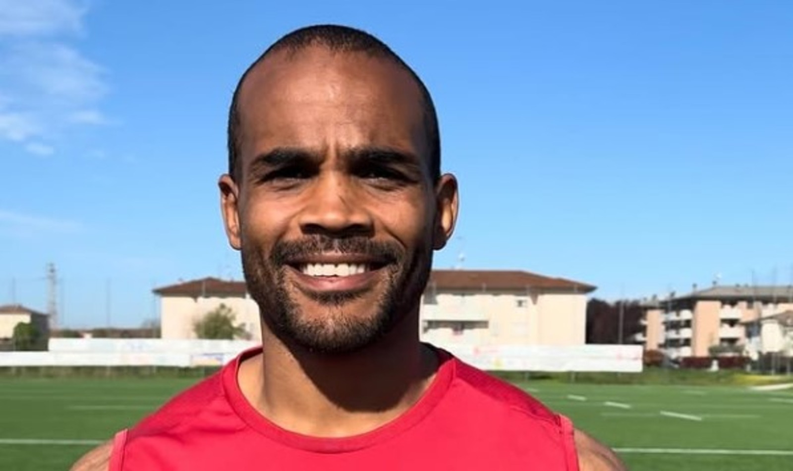 Maxime Mbanda: rugbista al GF, età, carriera, moglie, figli e Instagram – Scopri tutto!