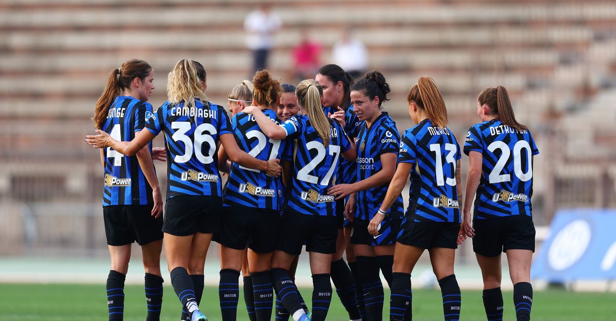 Calcio femminile: Milan-Inter debuttano insieme a San Siro!