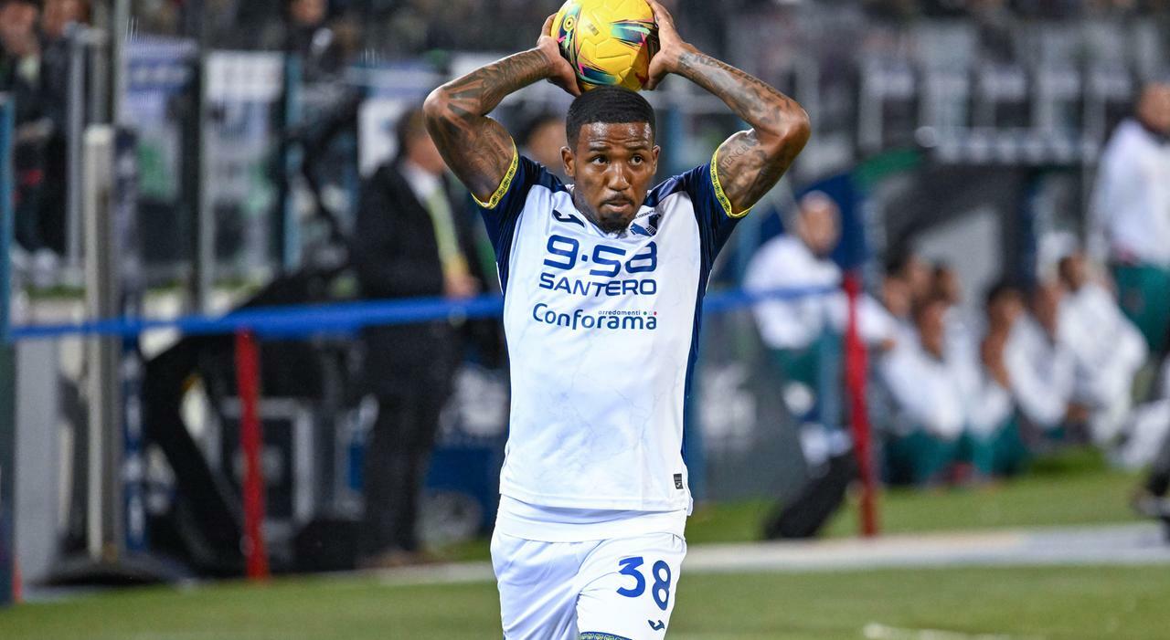 Calciomercato Napoli: Tchatchoua e Ismajli, i nuovi obiettivi di Manna e Conte.
