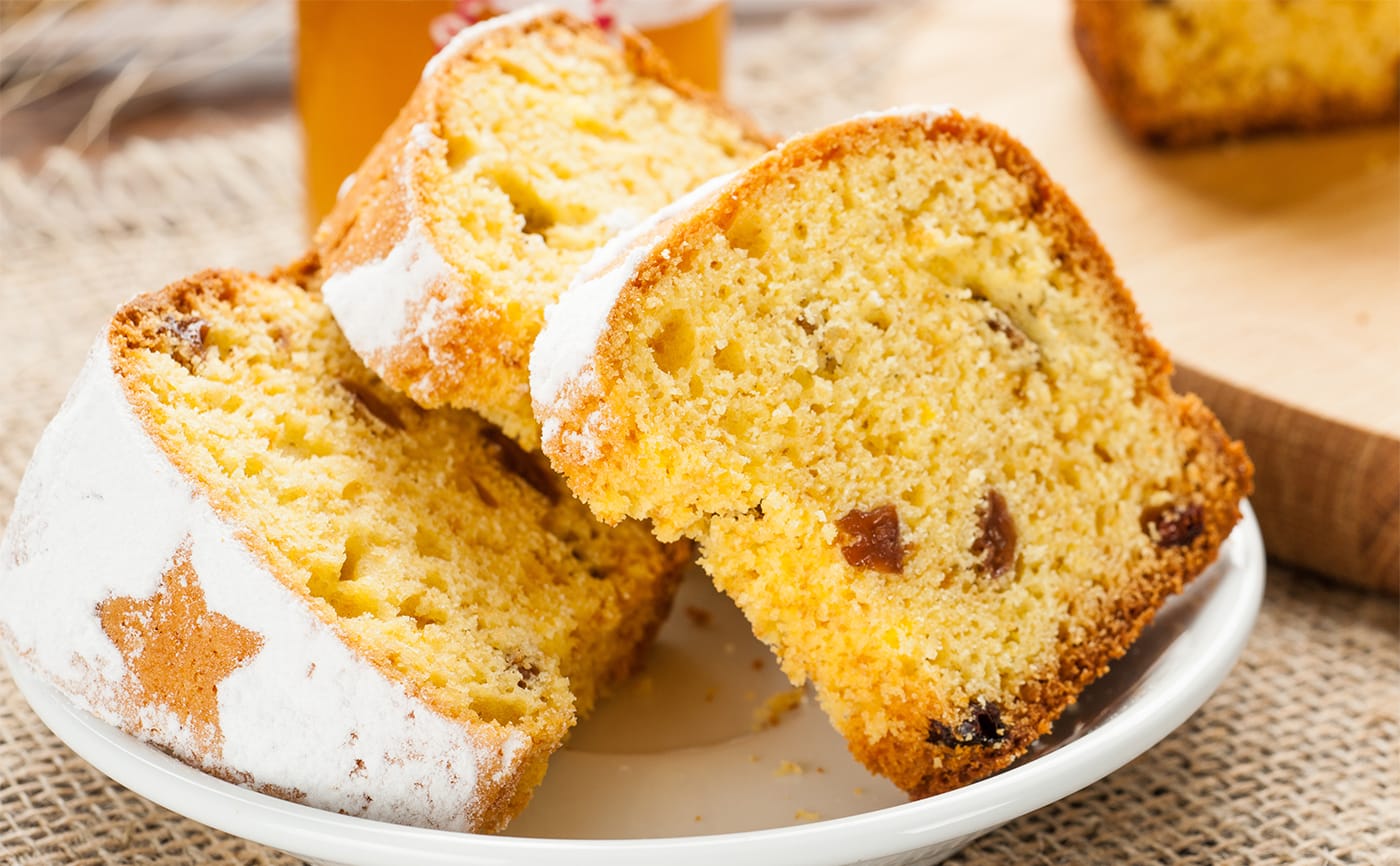 Torta all’uvetta per Natale: ricetta deliziosa e leggera, solo 180 Kcal!